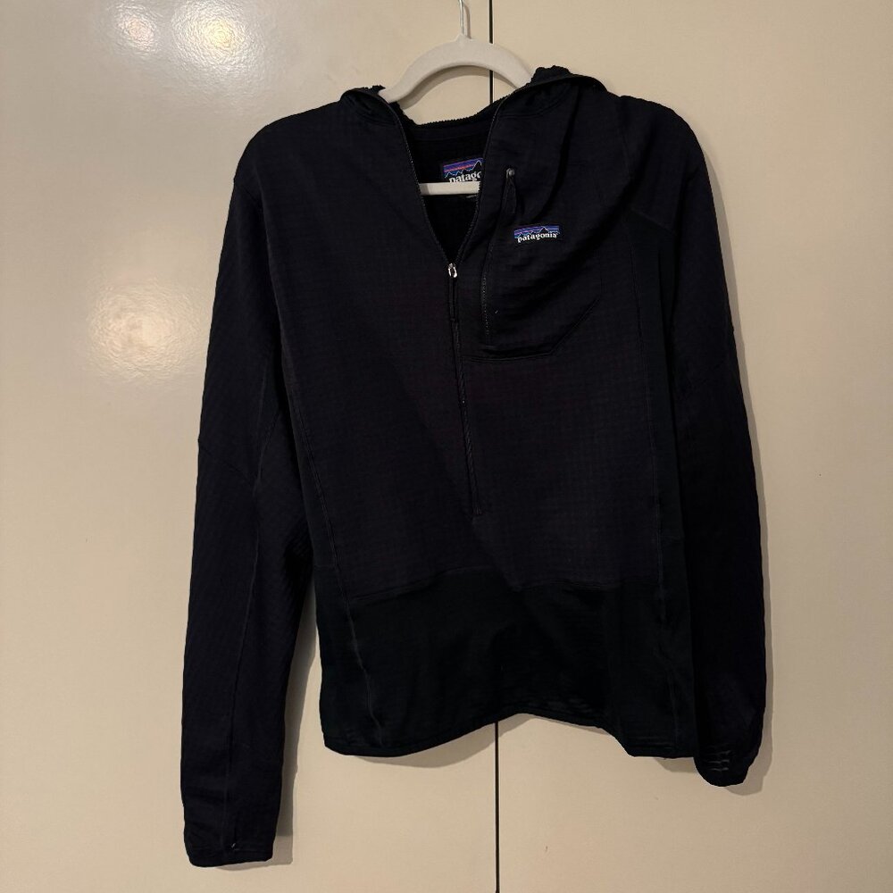 Patagonia Mens Medium R1 Pullover Hoody Black 1/2 Zip Climb Outdoor
